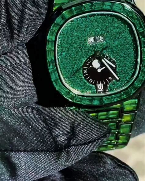 patek philippe with emerald|patek philippe nautilus full diamond.